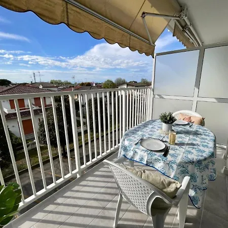 Apartment Comfy With Pool And Terrace