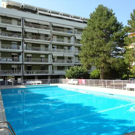 Comfy With Pool And Terrace Porto Santa Margherita di Caorle